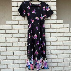 Vintage Erika Petite Tropical Floral Midi Dress in Black - Size Petite Medium